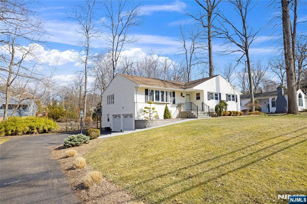 16 Haring Drive