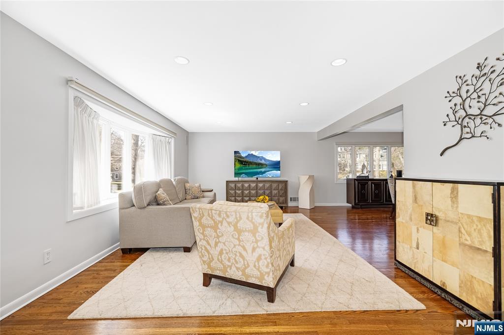 16 Haring Drive