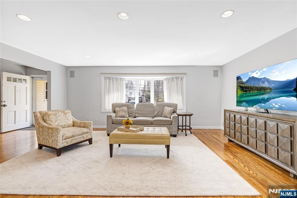 16 Haring Drive