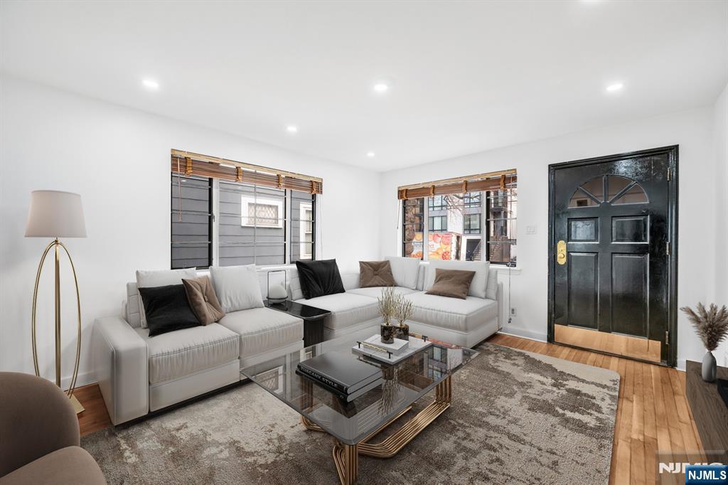 44 Knox Avenue