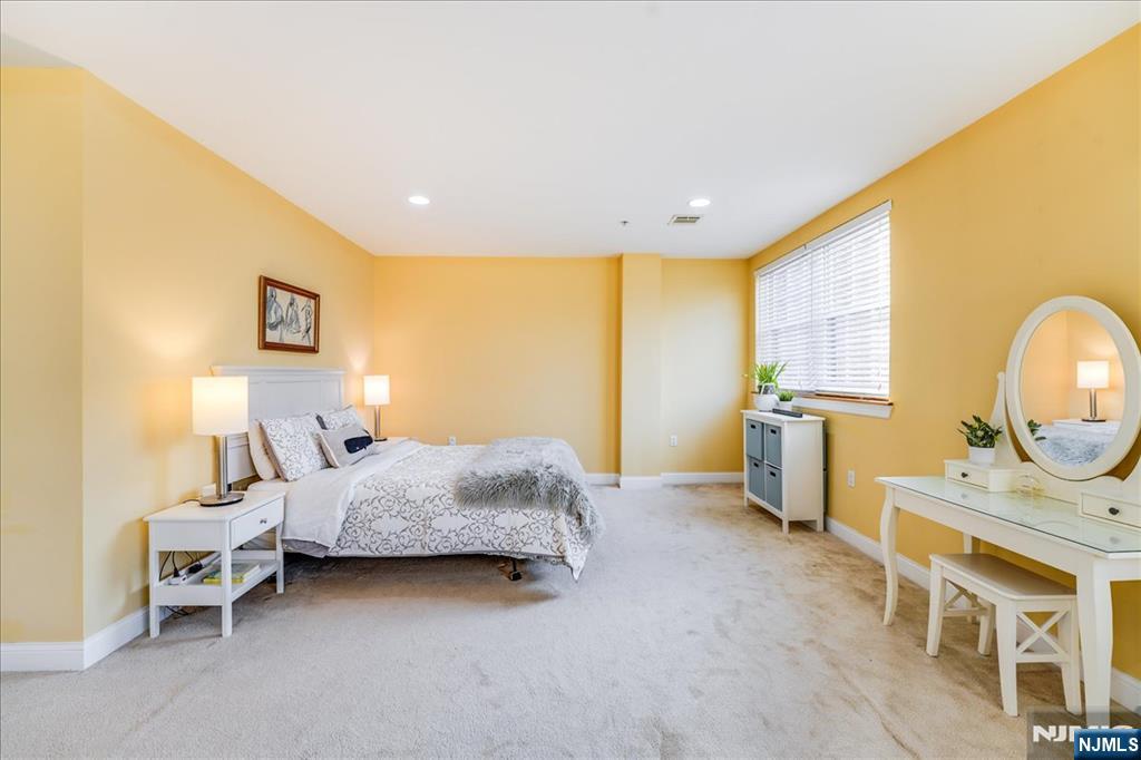 769 Montgomery Street 215
