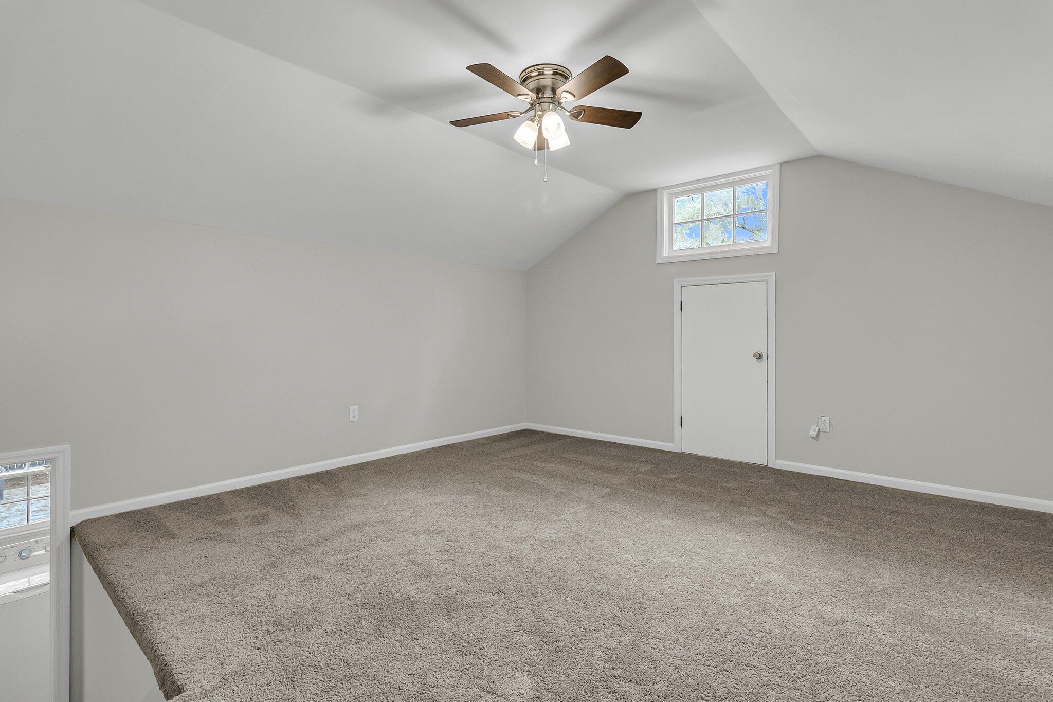 811 E Estates Boulevard
