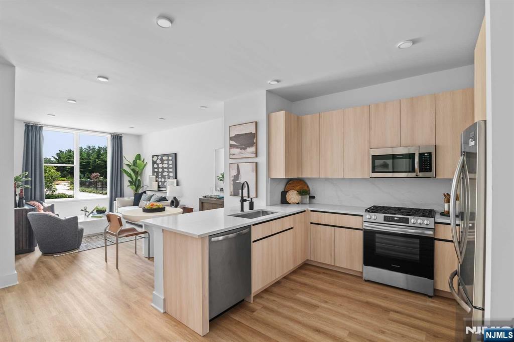 18 Park Avenue 1141