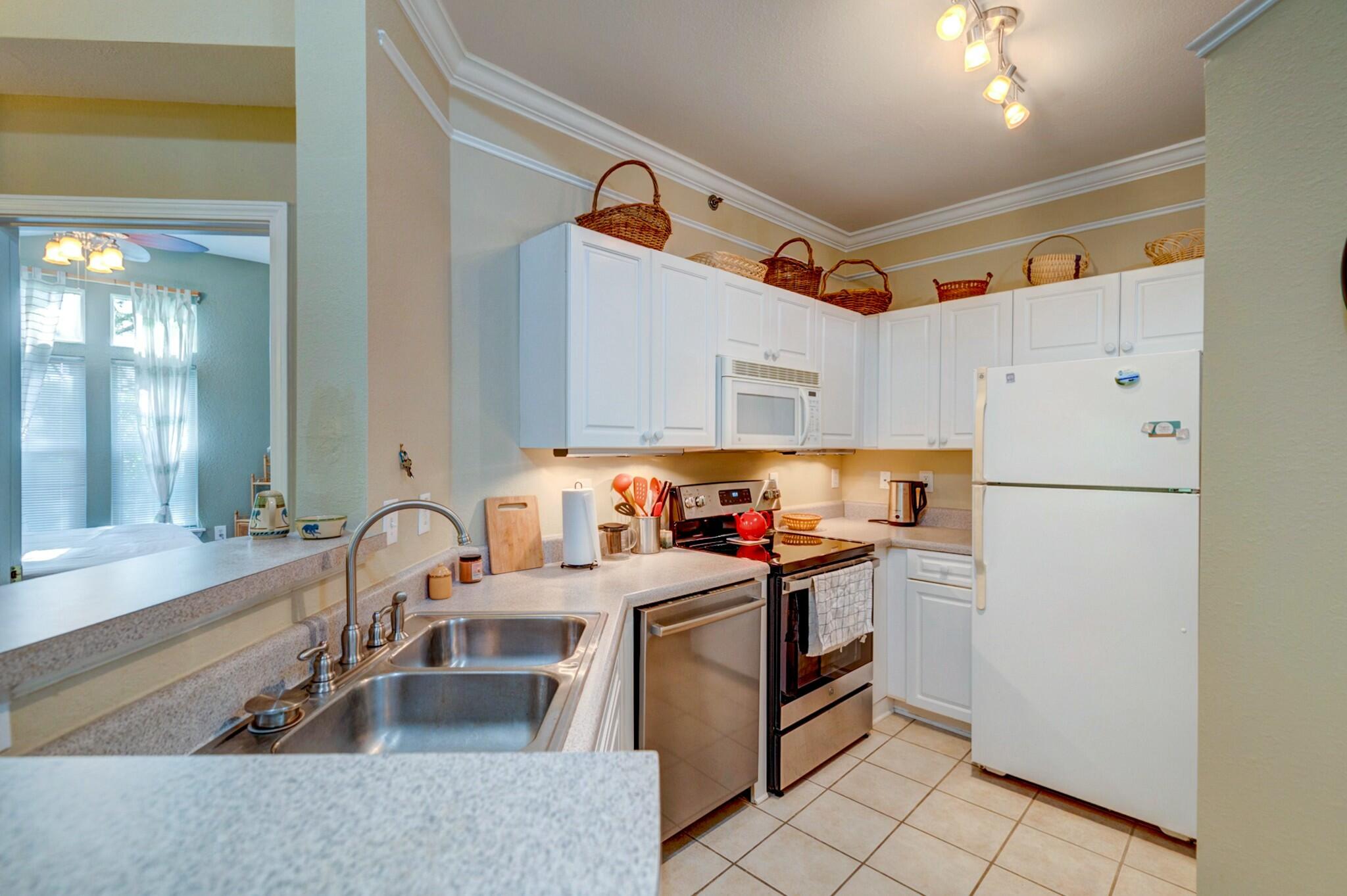 1832 Telfair Way # 1832