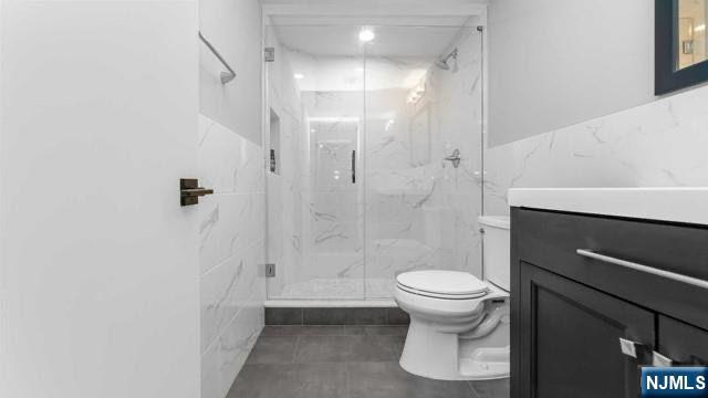 21 Valley Avenue 1