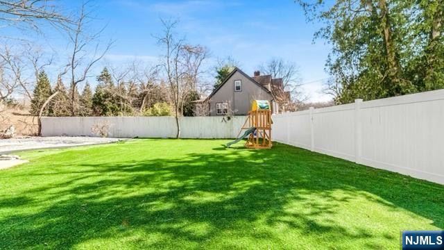 21 Valley Avenue 1