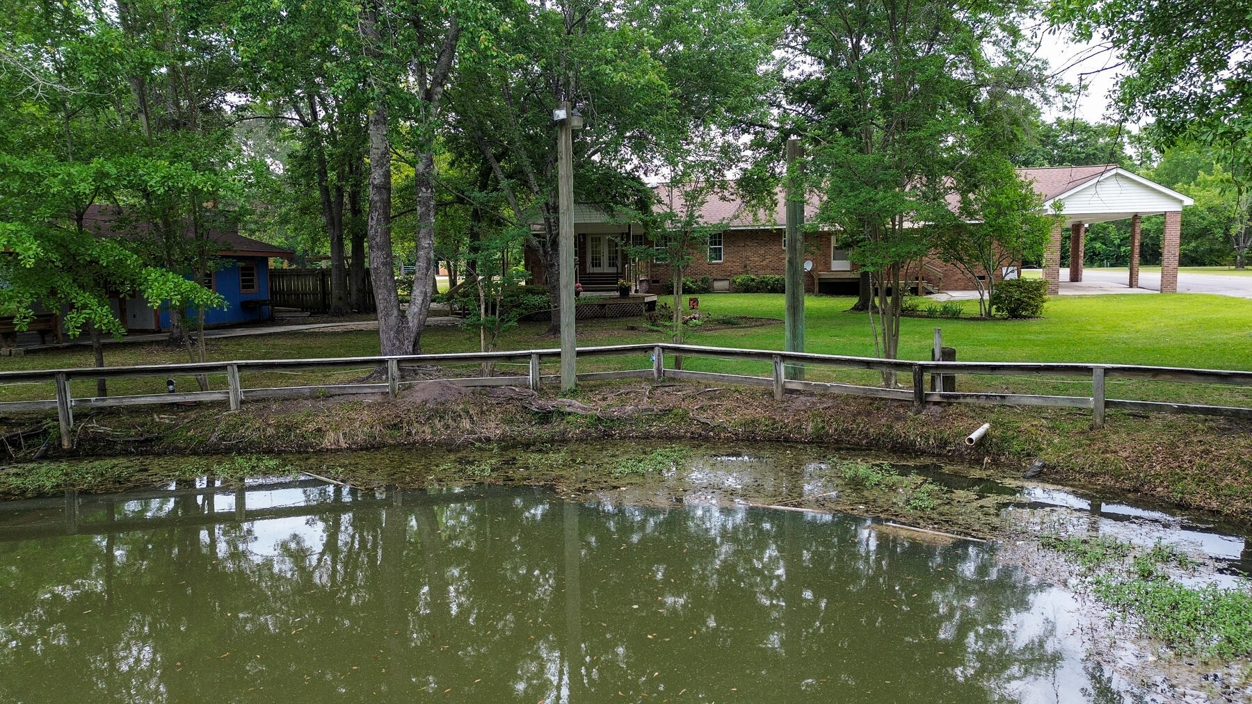 228 Dogwood Trail