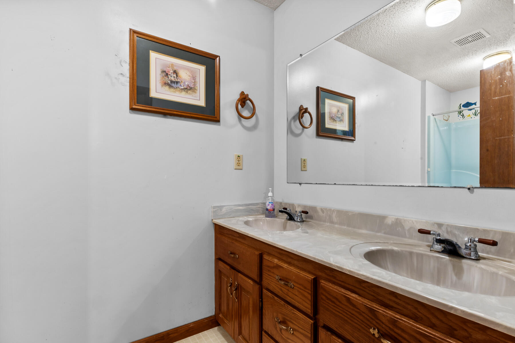 228 Dogwood Trail