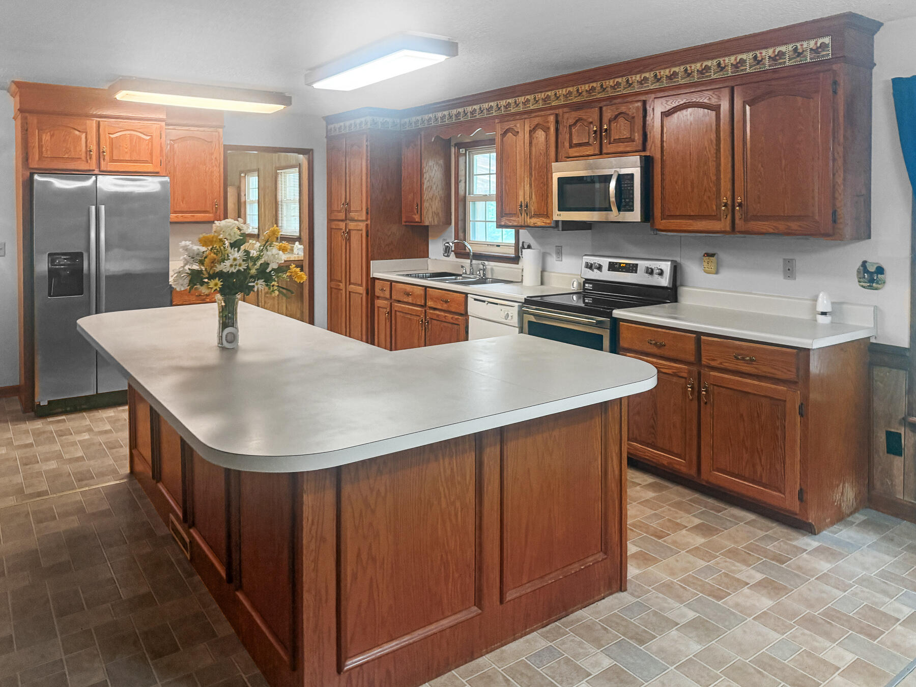 228 Dogwood Trail