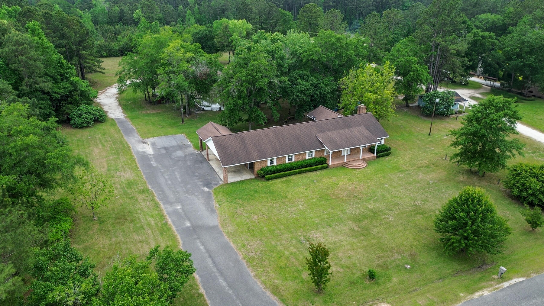 228 Dogwood Trail