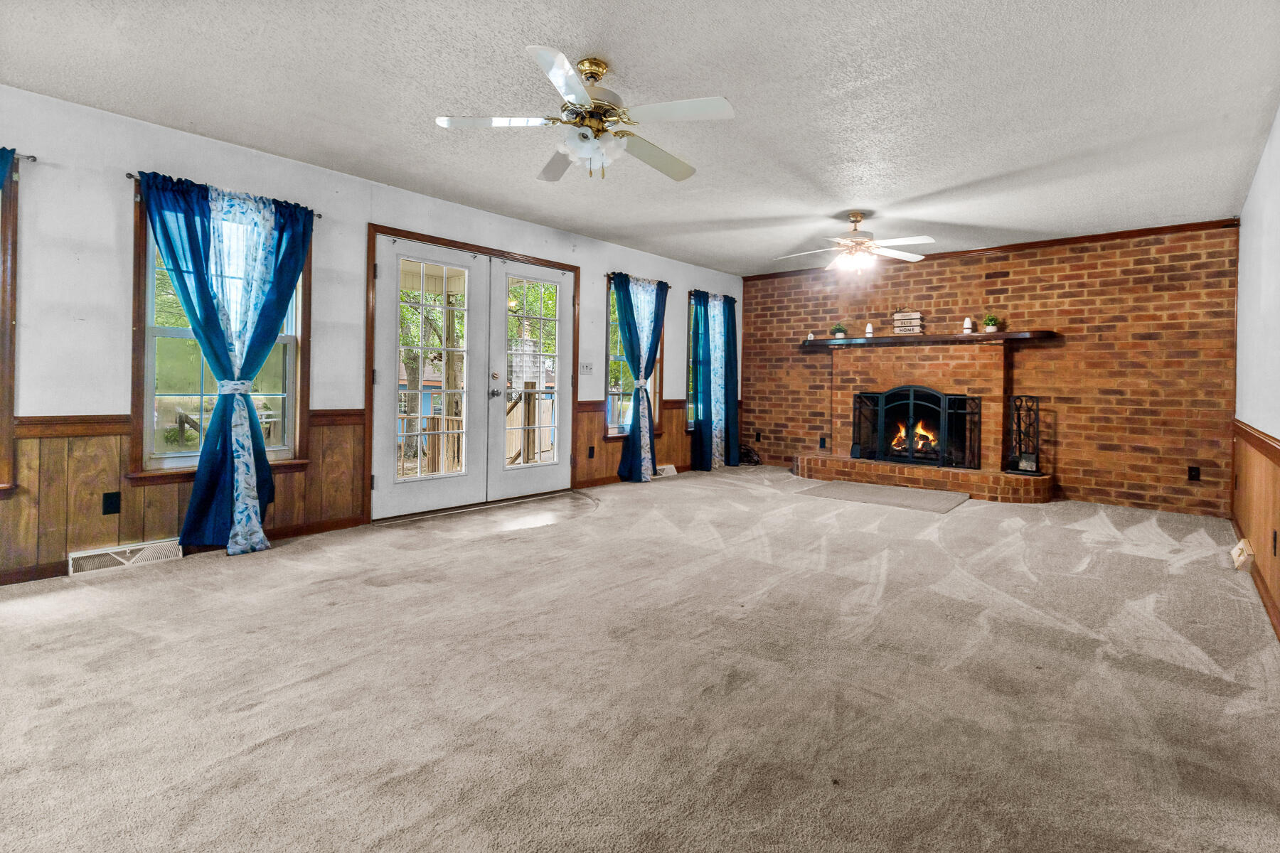 228 Dogwood Trail