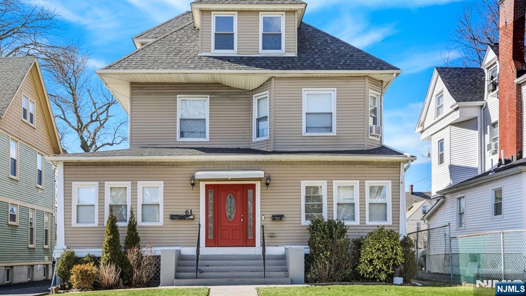 61 S Maple Avenue 3