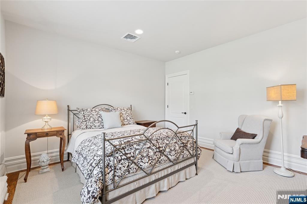 23 Fred Street