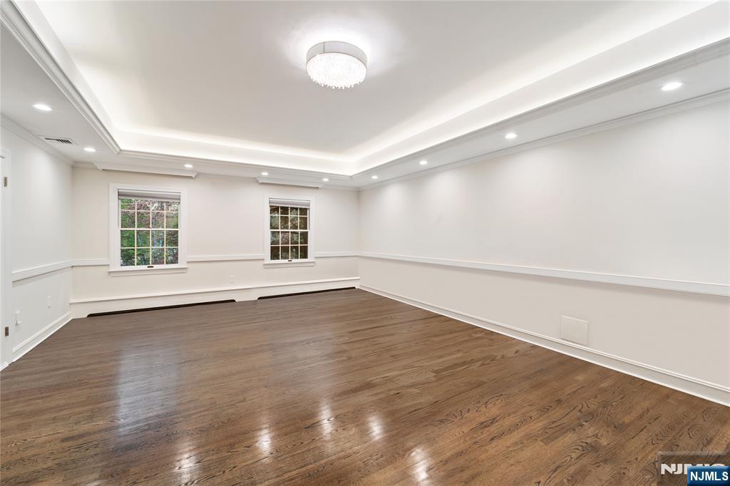 54 Mohawk Avenue