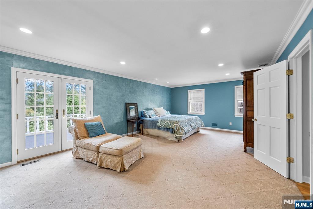 896 Olentangy Road