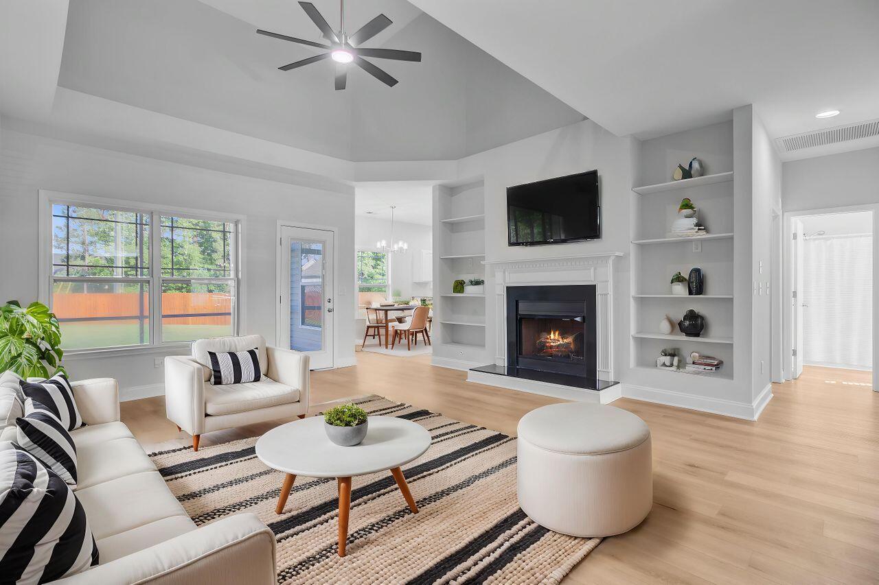 168 Cotillion Crescent