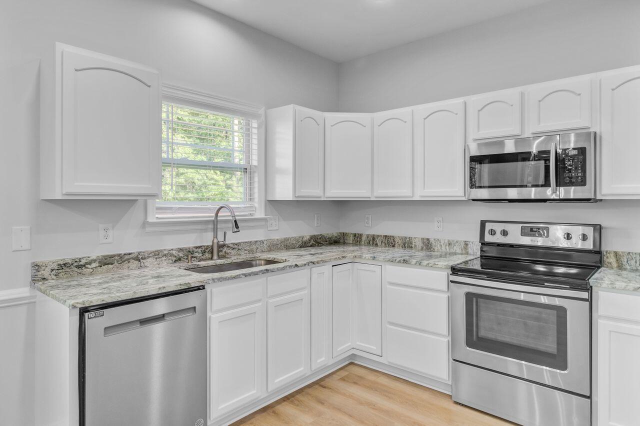 168 Cotillion Crescent