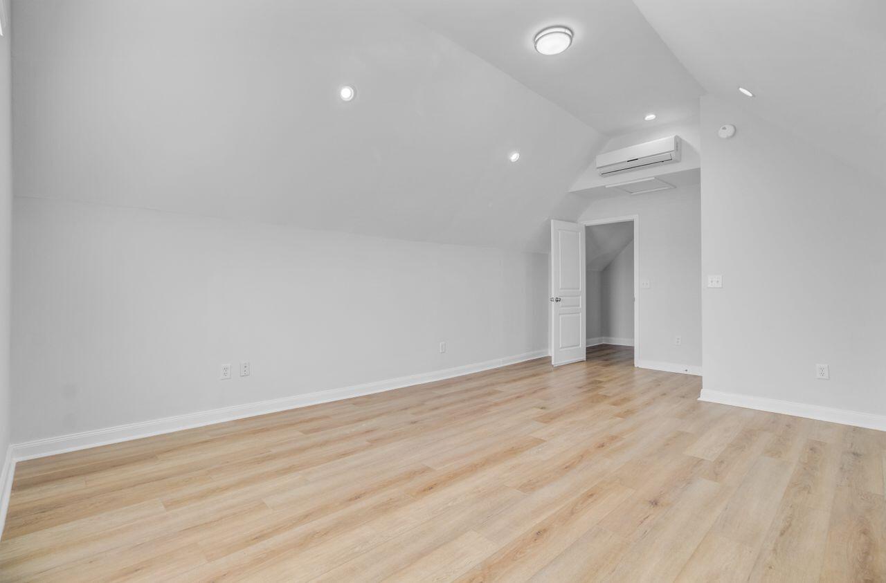 168 Cotillion Crescent