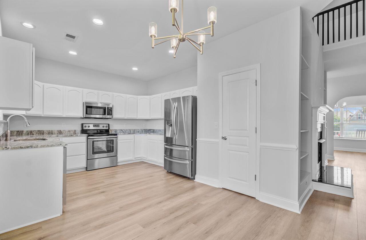 168 Cotillion Crescent