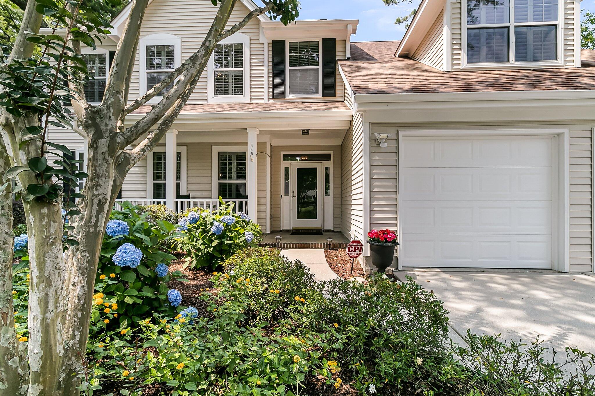 448 Jardinere Walk