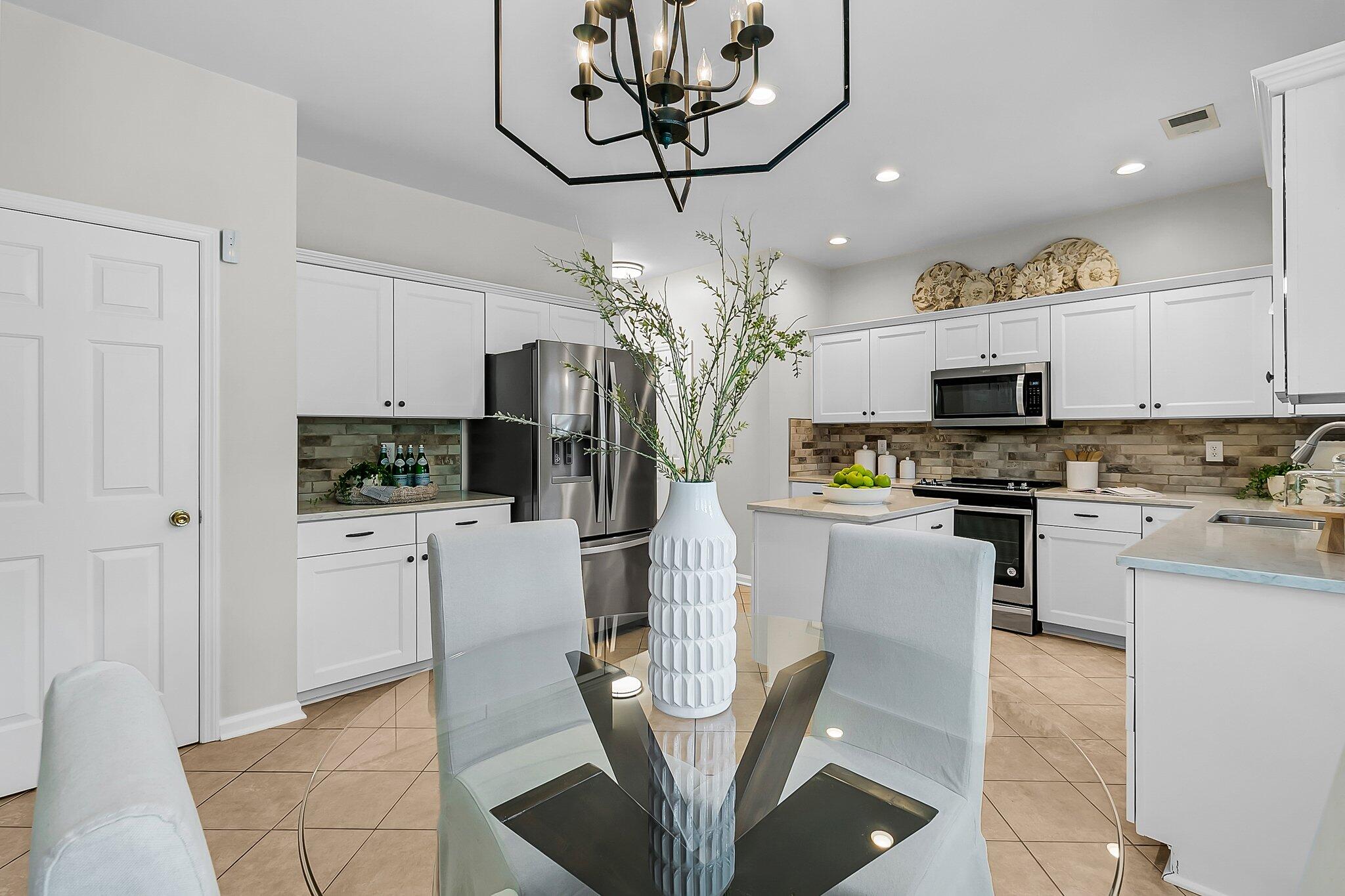 448 Jardinere Walk