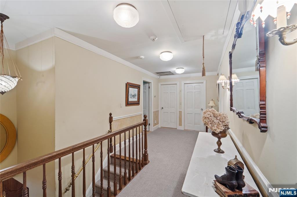 2 Canterbury Court