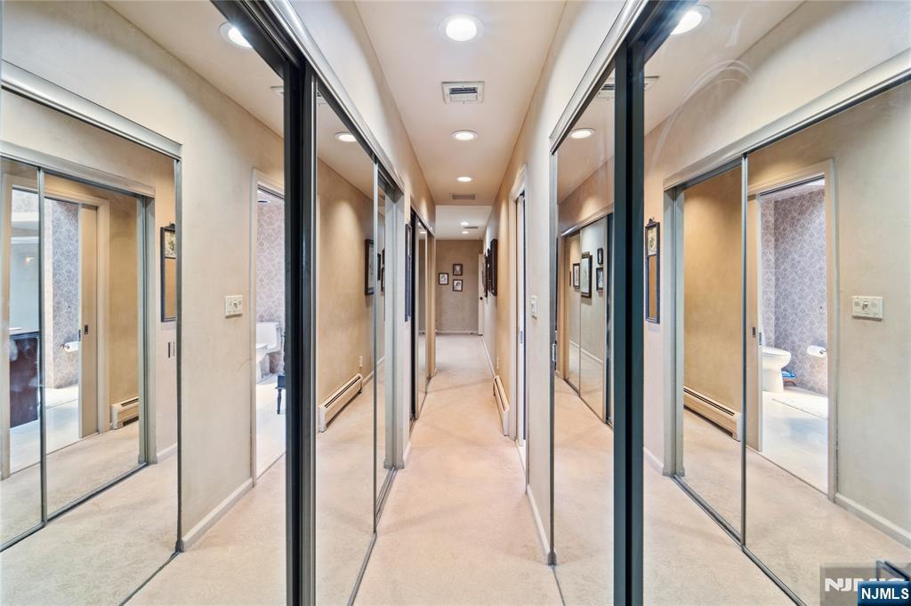 2 Canterbury Court