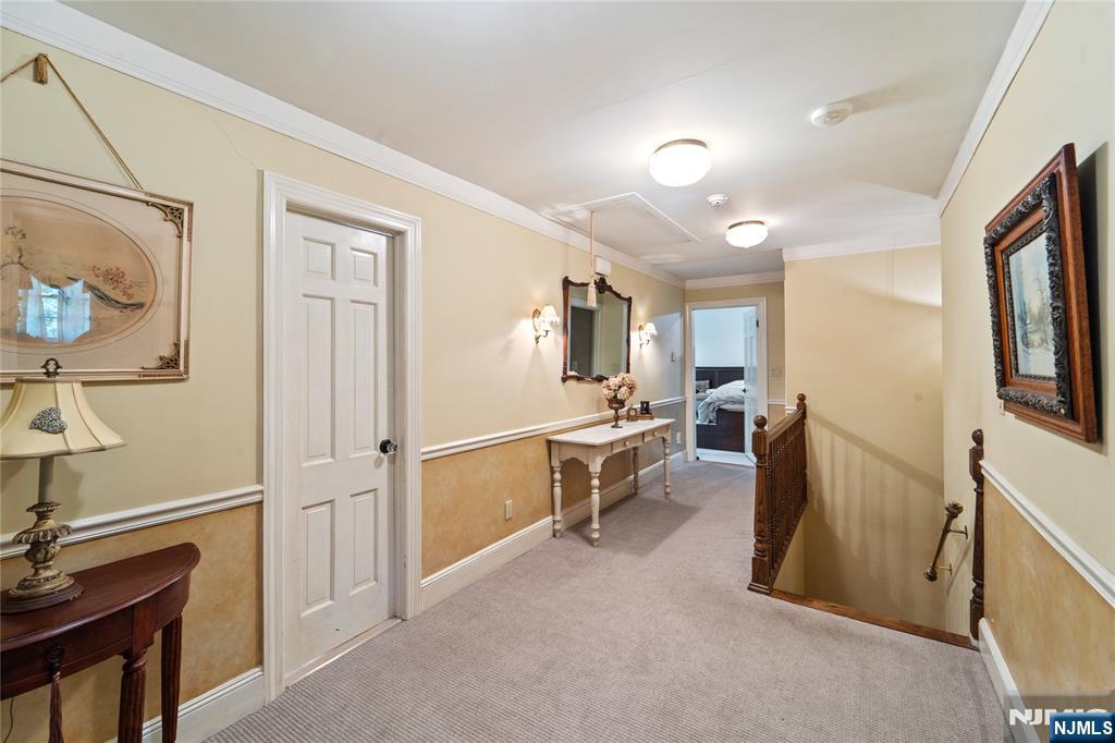 2 Canterbury Court