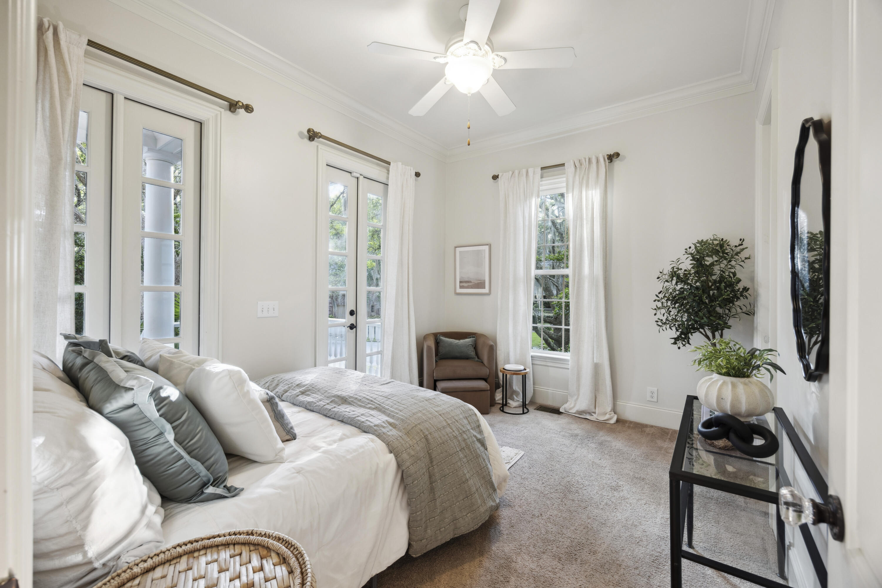 2206 Weepoolow Trail