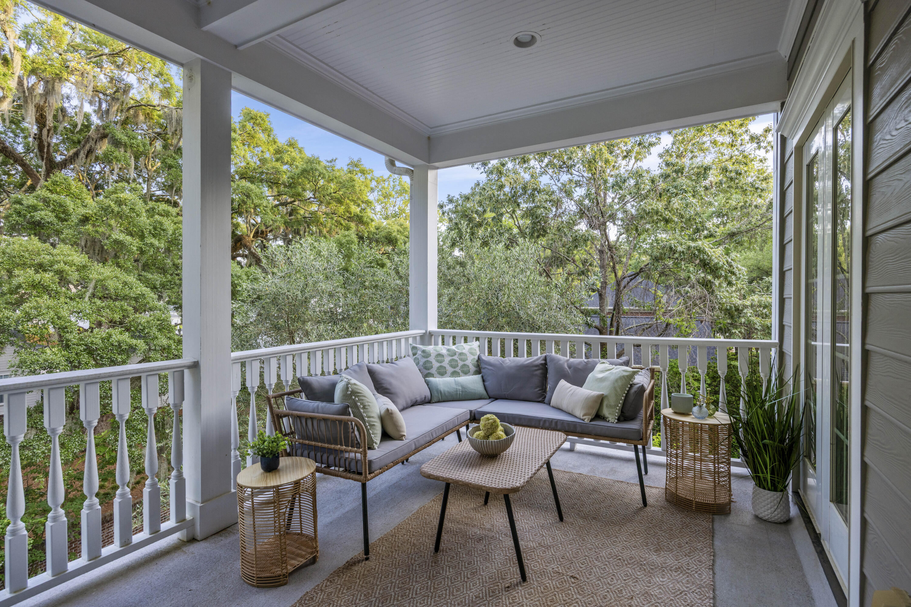 2206 Weepoolow Trail