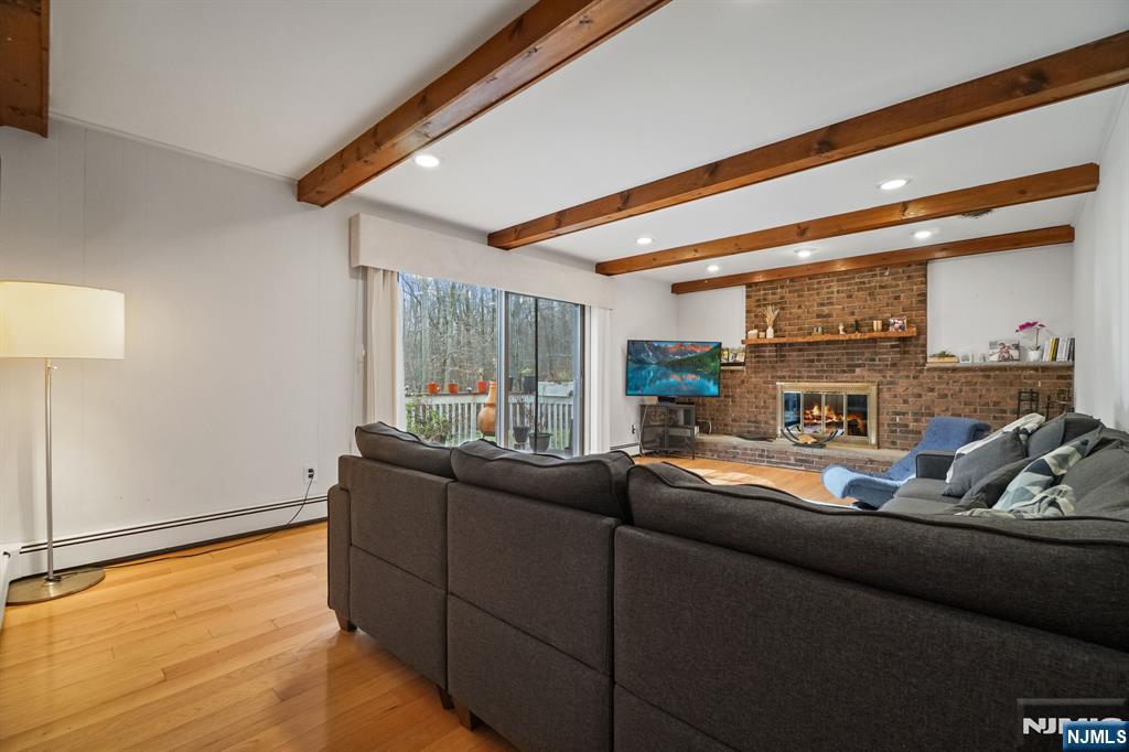 72 Higgins Place