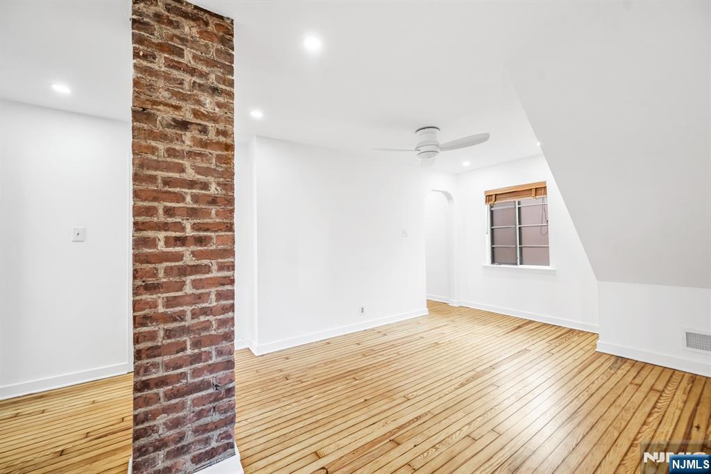 44 Knox Avenue