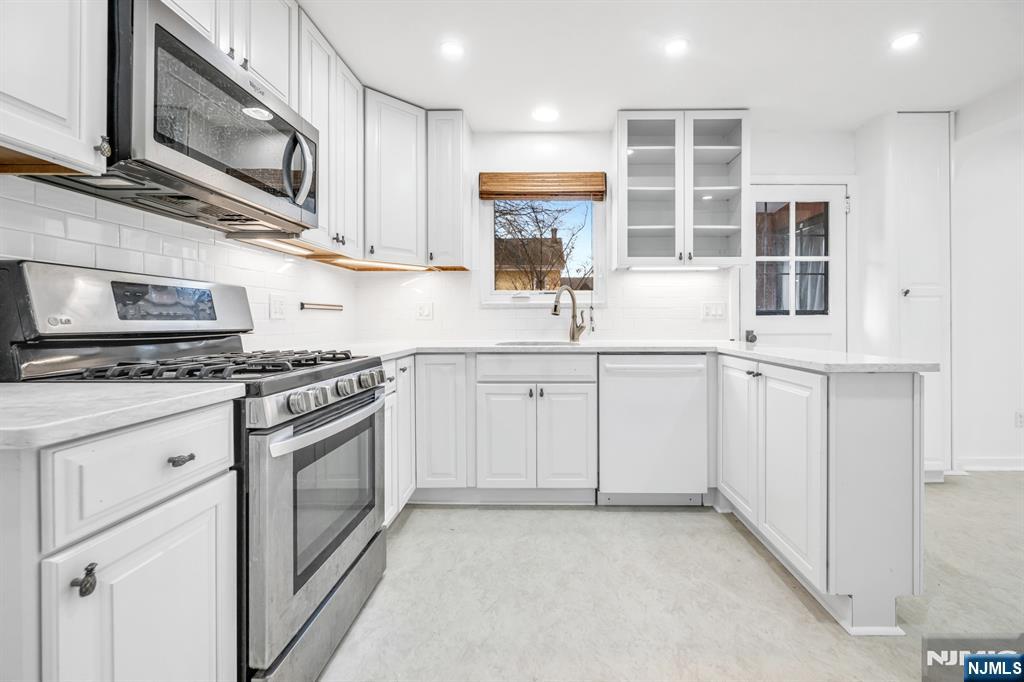 44 Knox Avenue