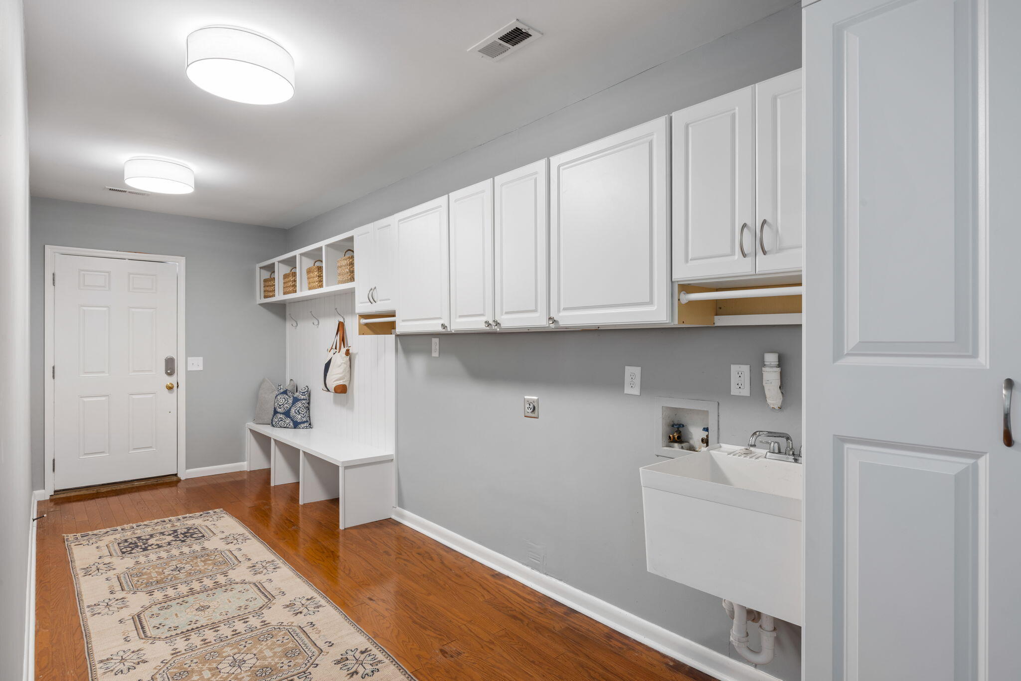 2009 Arundel Place