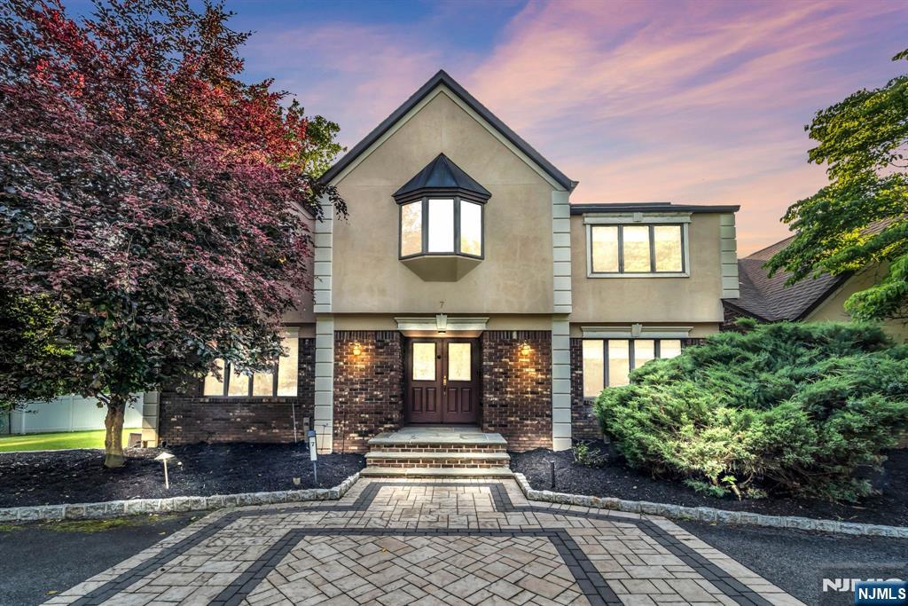 7 Herbst Road