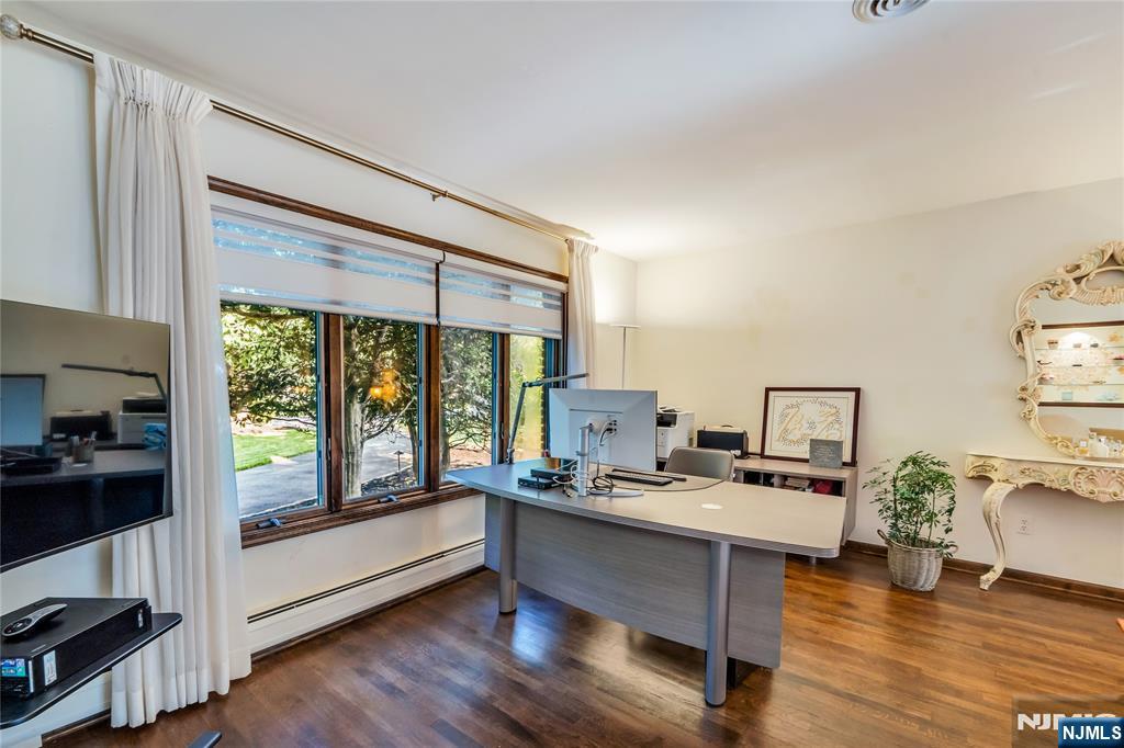 7 Herbst Road