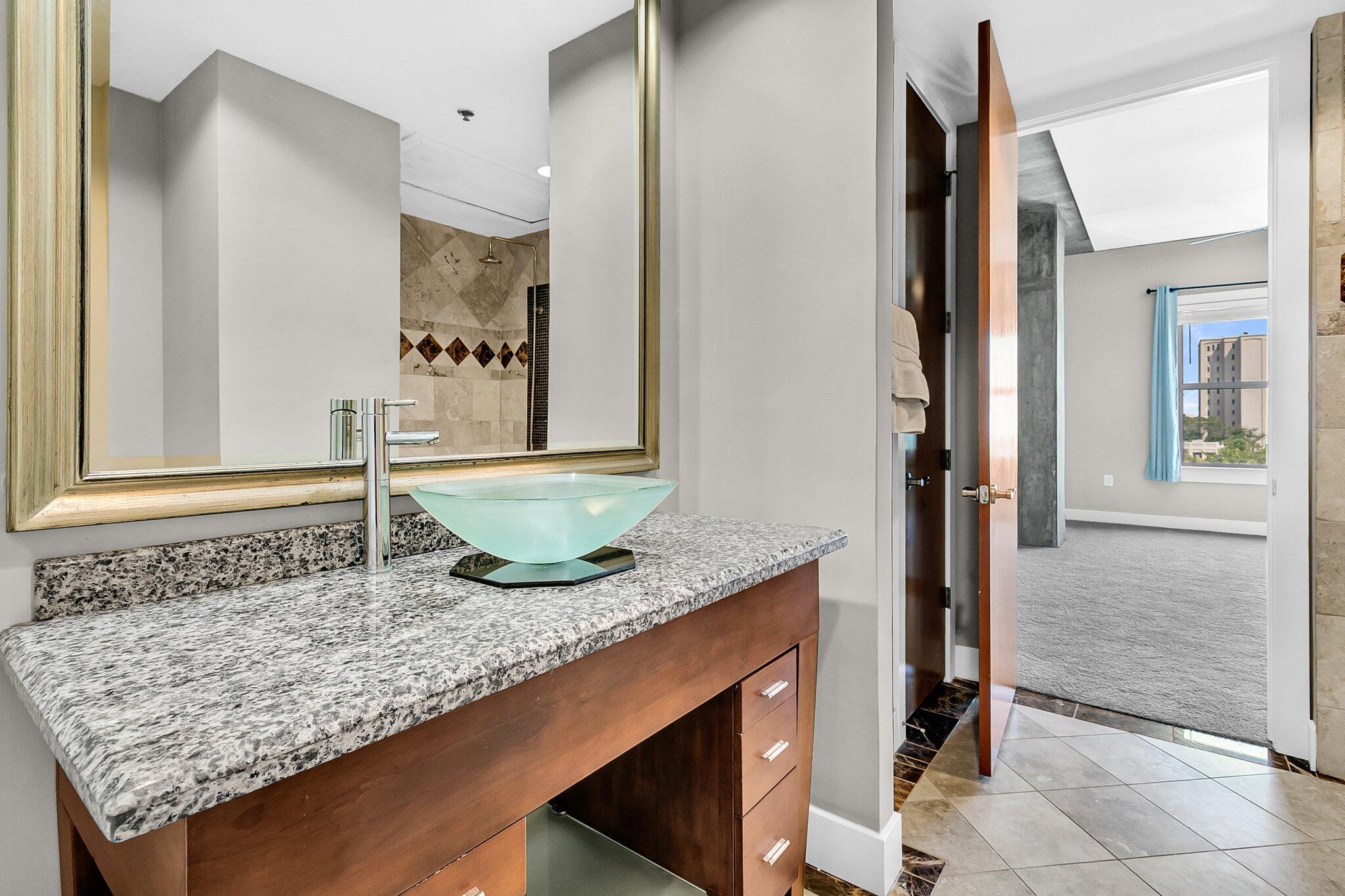 150 Bee Street # 415