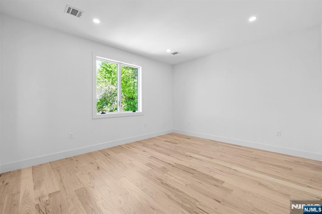 853 Pleasantview Terrace