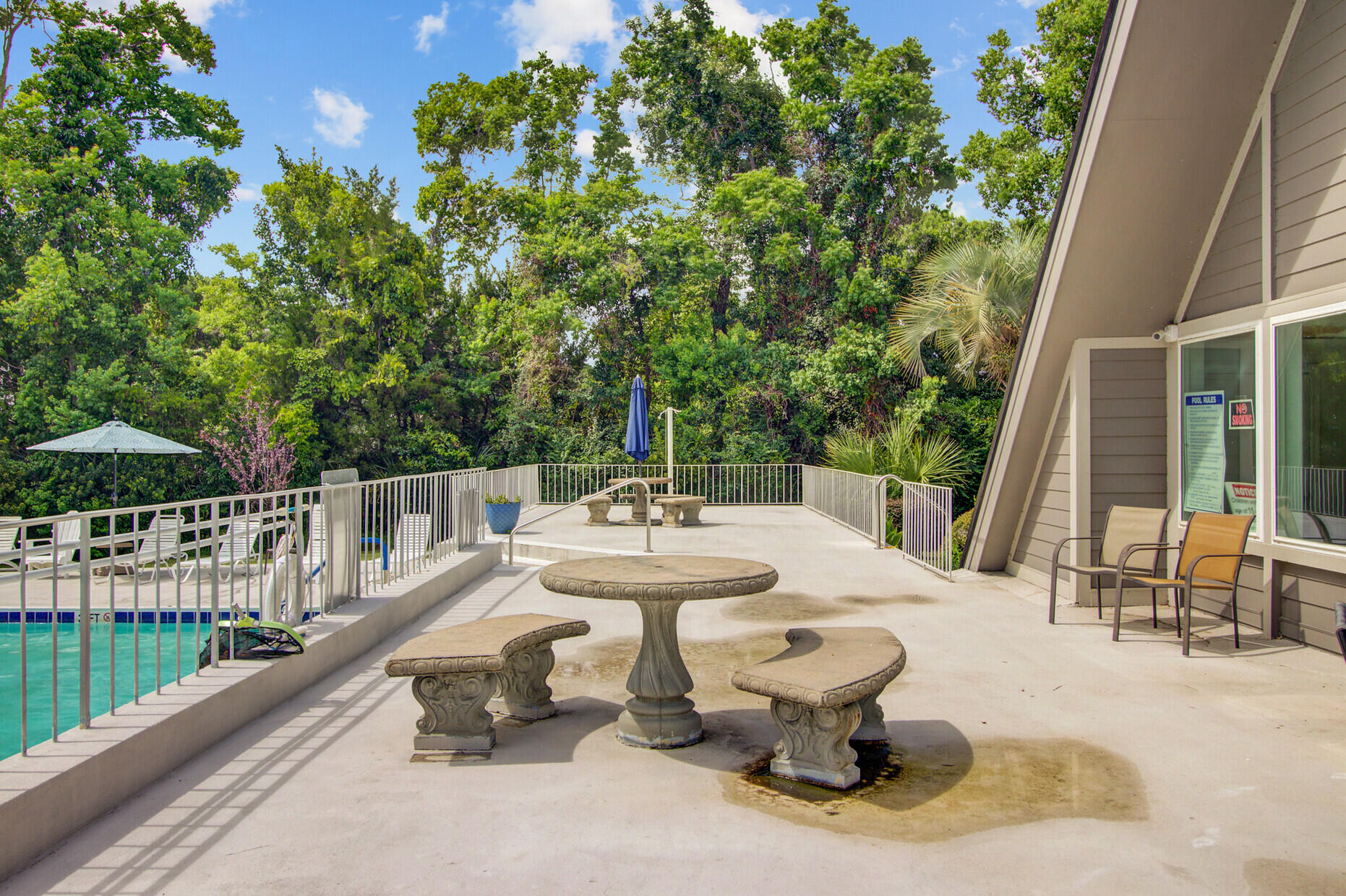 207 Ventura Place