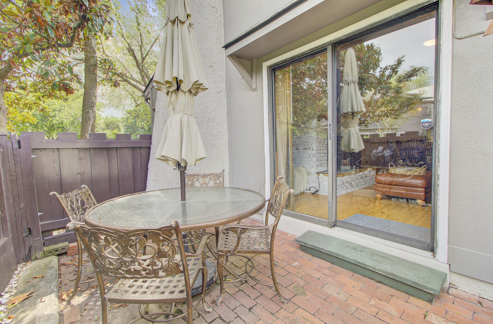 207 Ventura Place