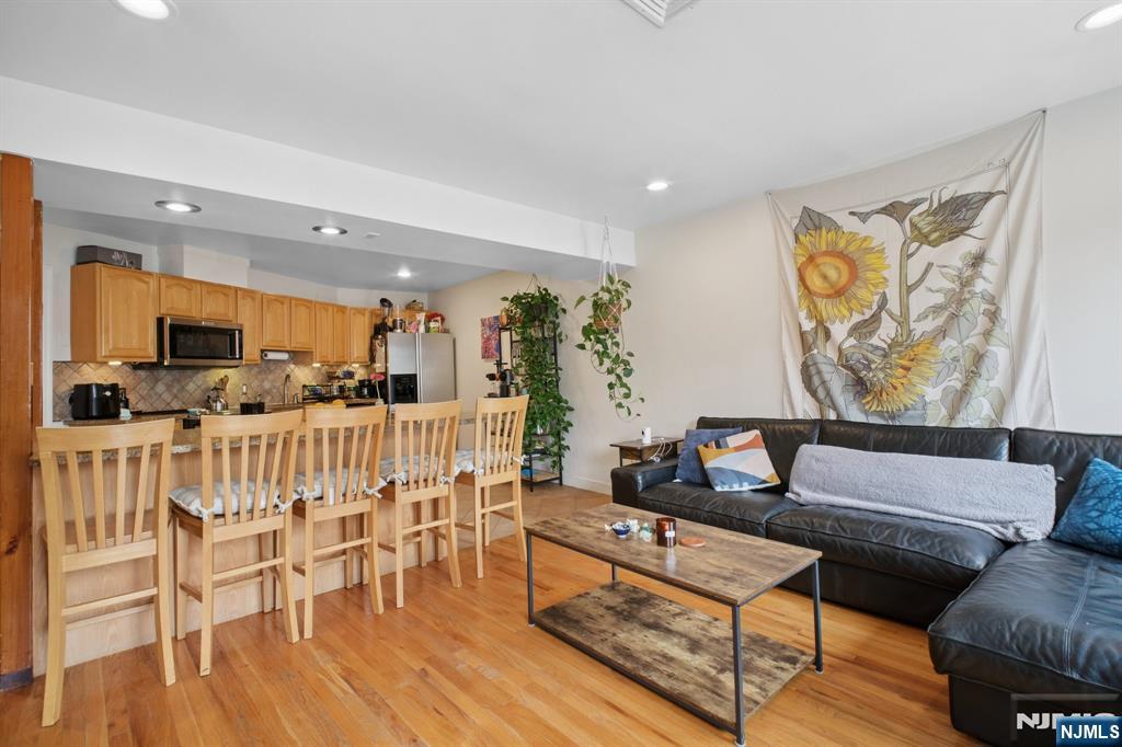 311 Palisade Avenue 302