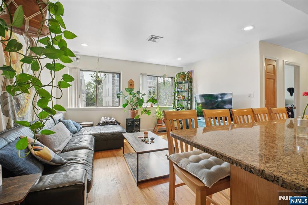 311 Palisade Avenue 302