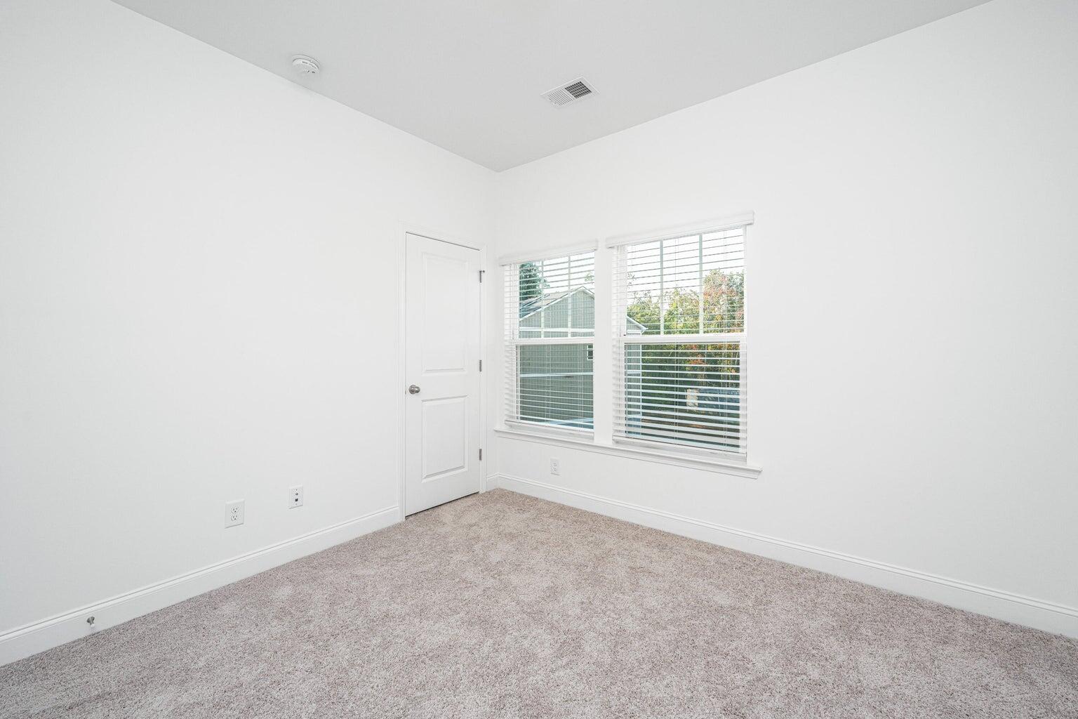 211 Cache Court, Charleston