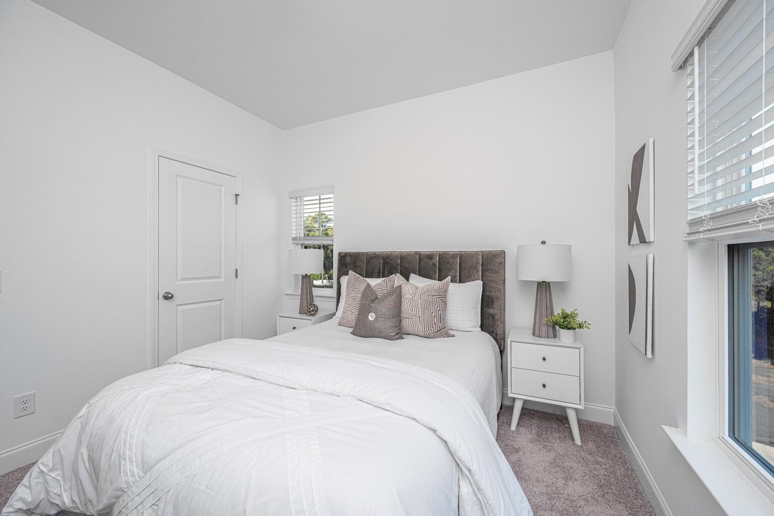 211 Cache Court, Charleston