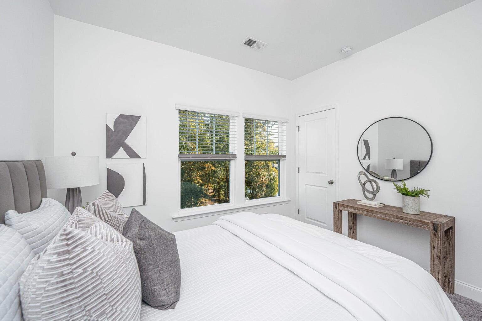 211 Cache Court, Charleston