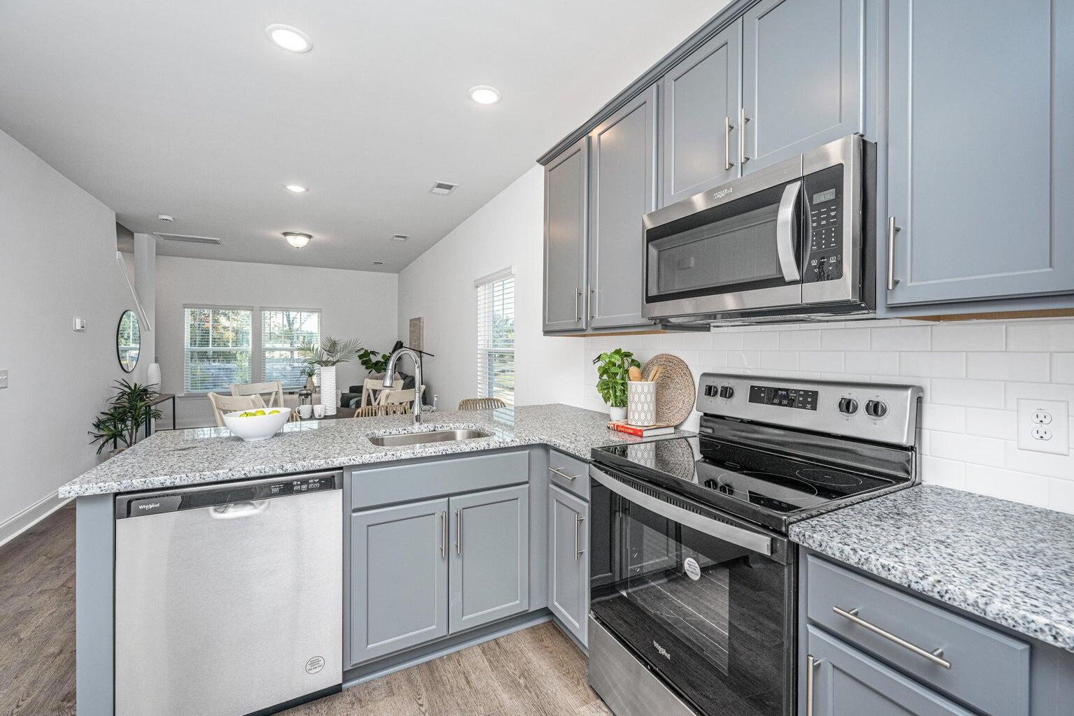 211 Cache Court, Charleston