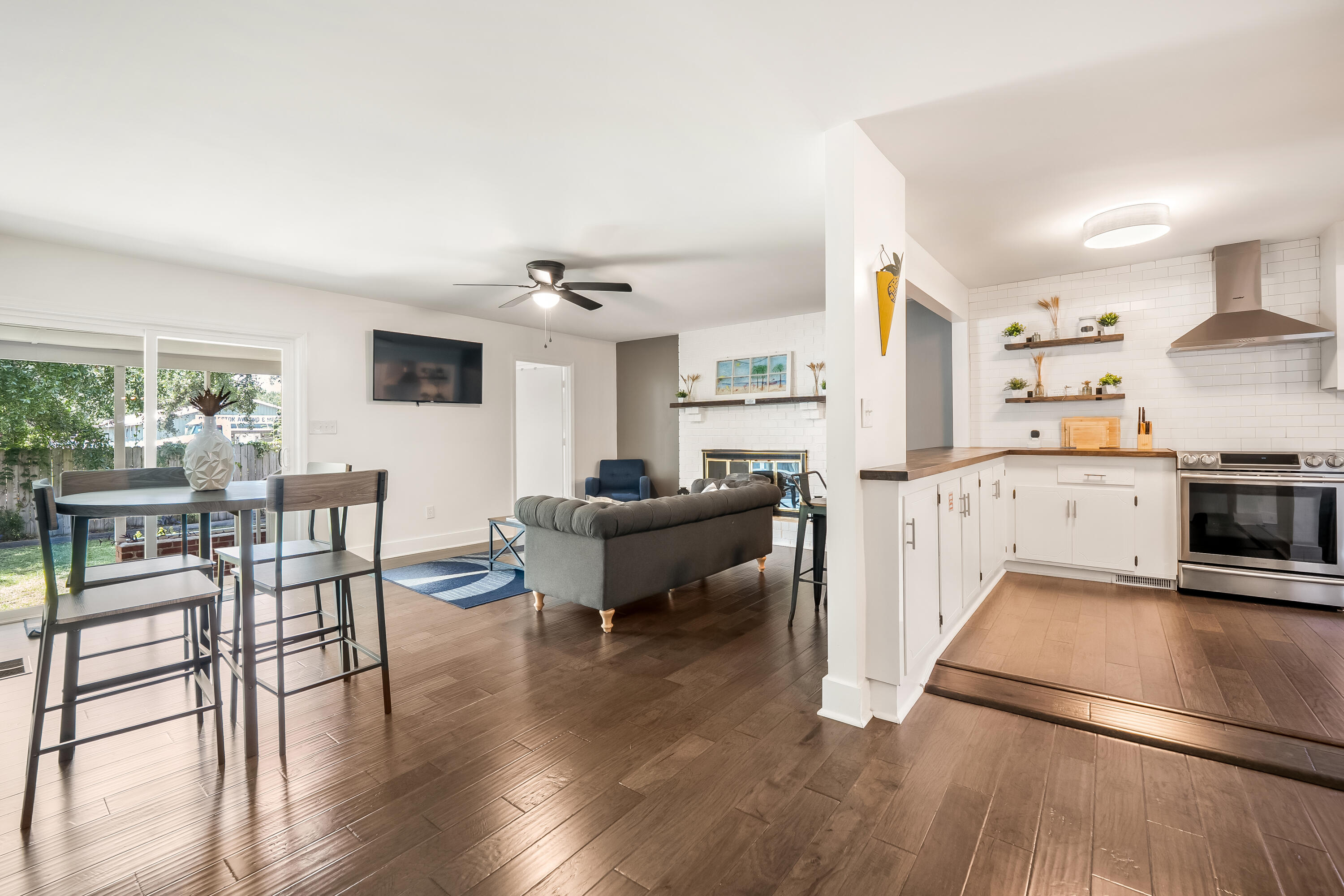3513 Admiral Drive
