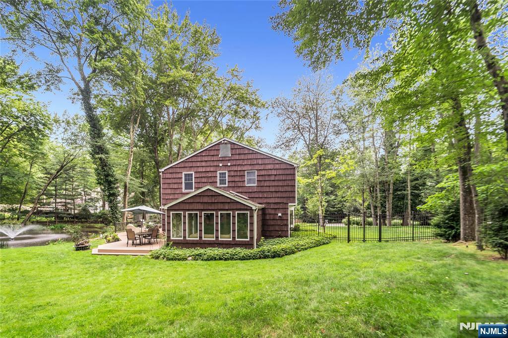 84 Briarwood Avenue