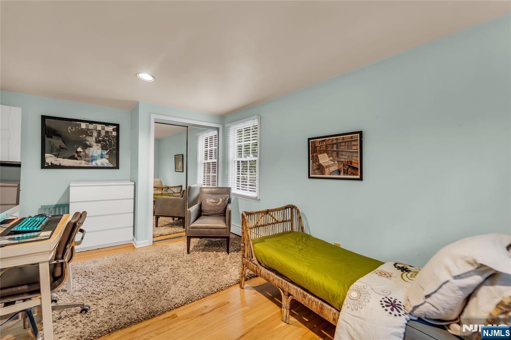 84 Briarwood Avenue