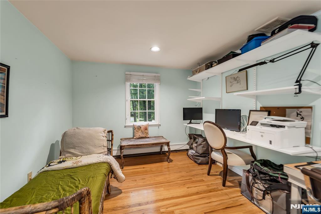 84 Briarwood Avenue